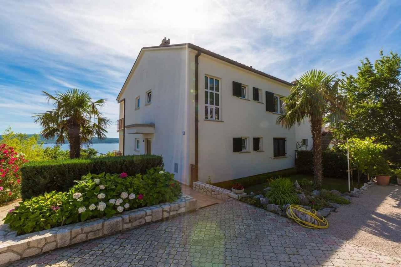 One-Bedroom Apartment Crikvenica 30 Bagian luar foto